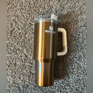 Gold 40oz Stanley tumbler